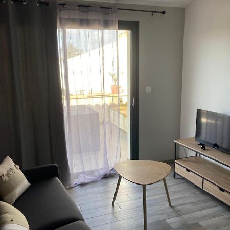 Studio Meuble Du Bourg Puymiclan Zewnętrze zdjęcie