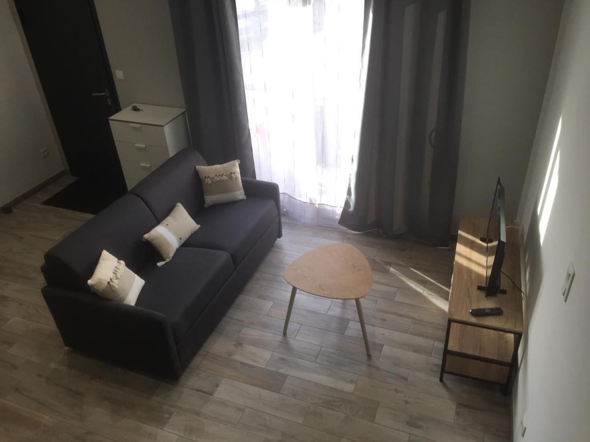 Studio Meuble Du Bourg Puymiclan Zewnętrze zdjęcie
