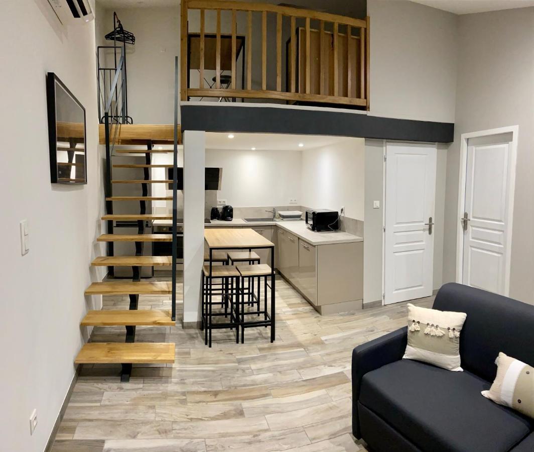 Studio Meuble Du Bourg Puymiclan Zewnętrze zdjęcie