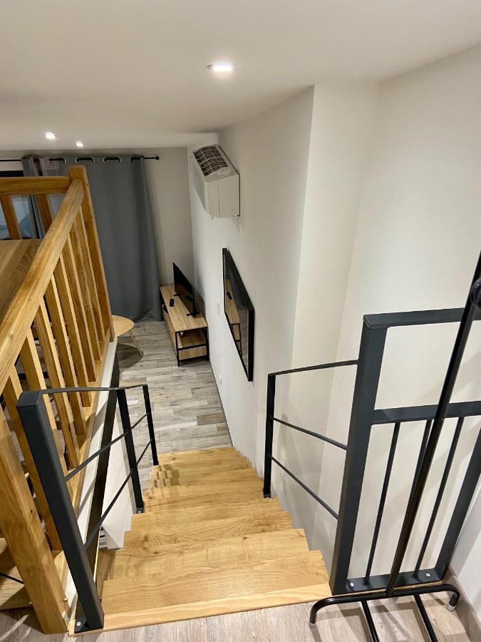 Studio Meuble Du Bourg Puymiclan Zewnętrze zdjęcie